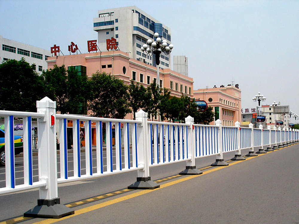 道路护栏