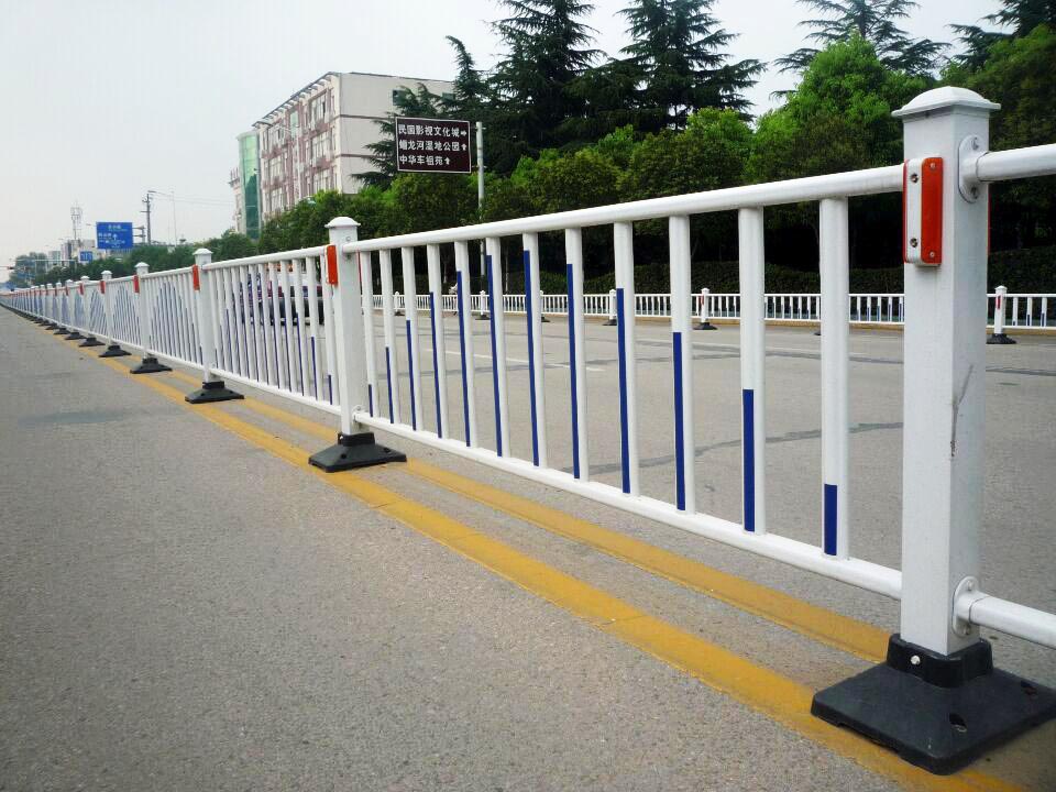 道路护栏