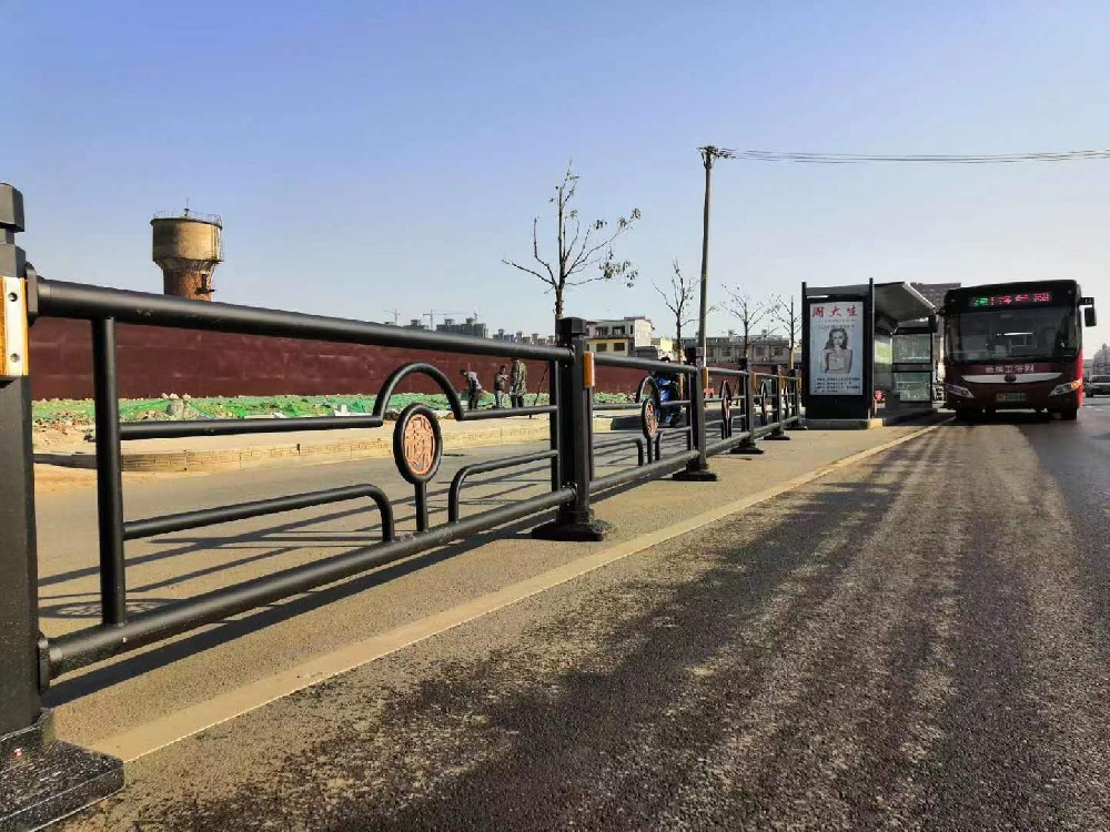 道路护栏