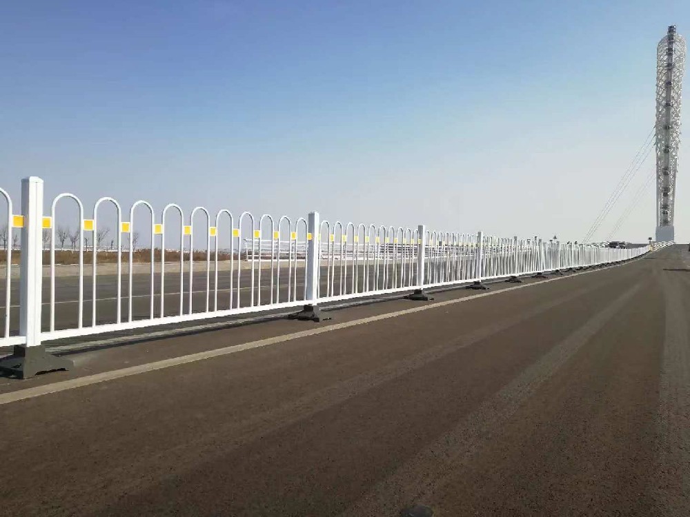 道路护栏
